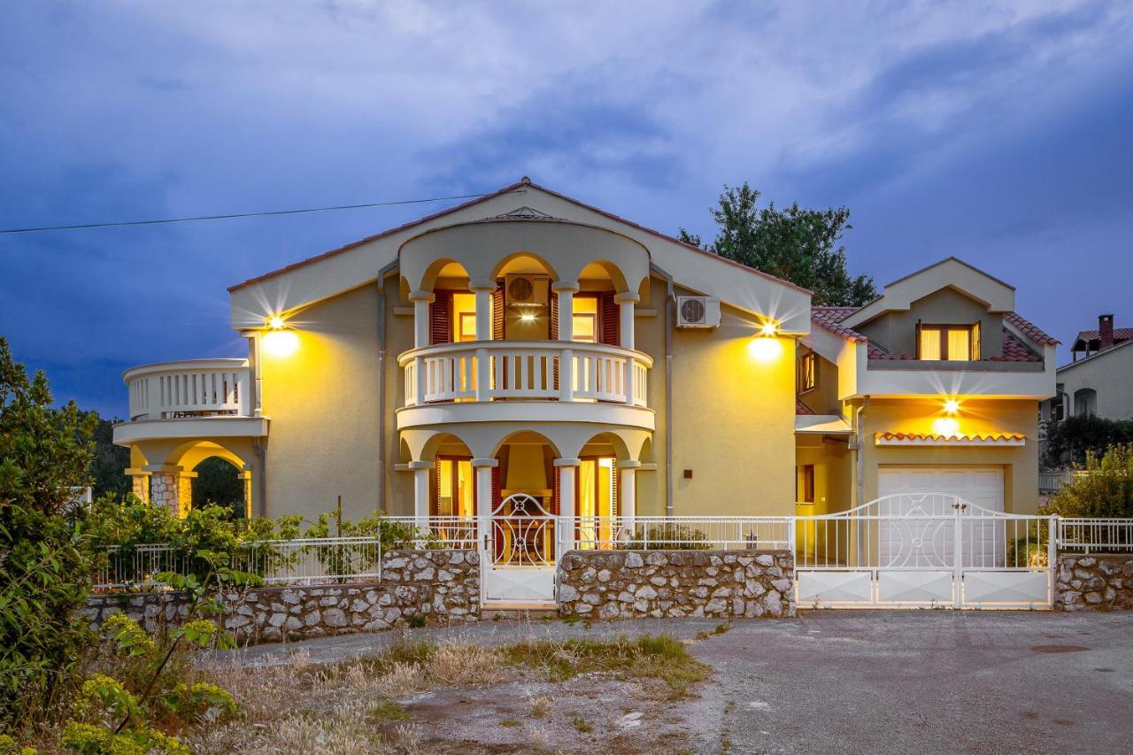 Lusi House Villa Sveti Filip i Jakov Exterior photo